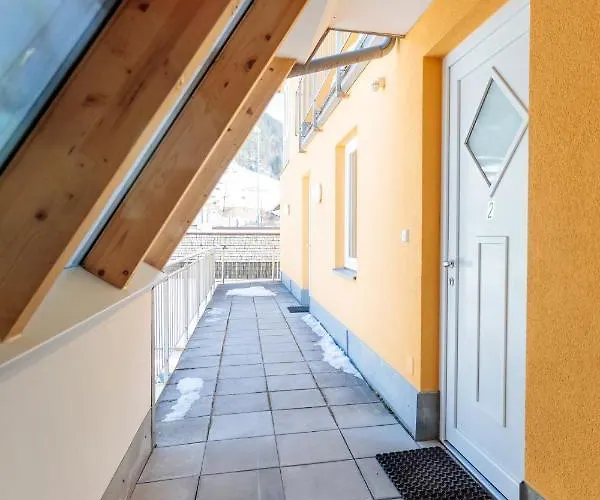 Apartament Avenzio *