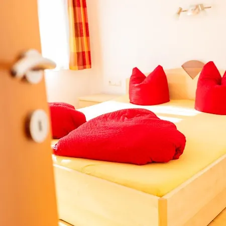 アパート Avenzio