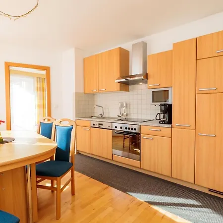 Apartment Avenzio *