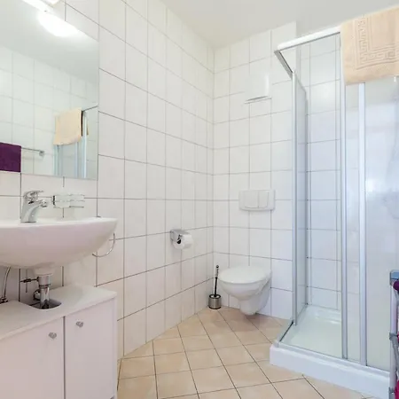 Avenzio ゼルデン